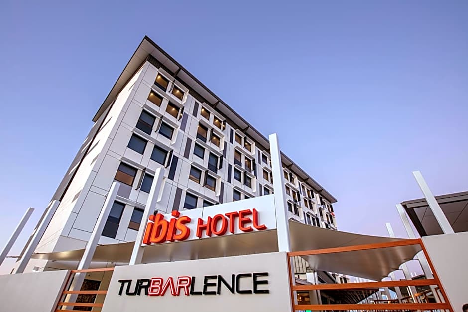 Ibis Mackay