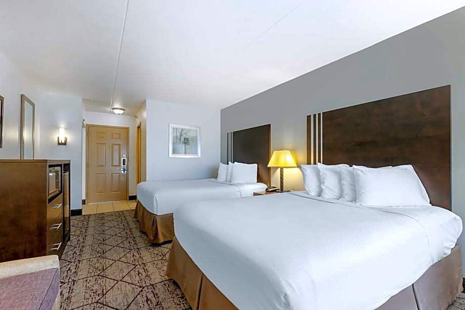 Best Western Plus Longbranch Hotel & Convention Center