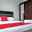 RedDoorz near Supermall Karawaci 2