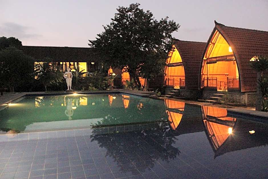 Kubu Padi Wooden House
