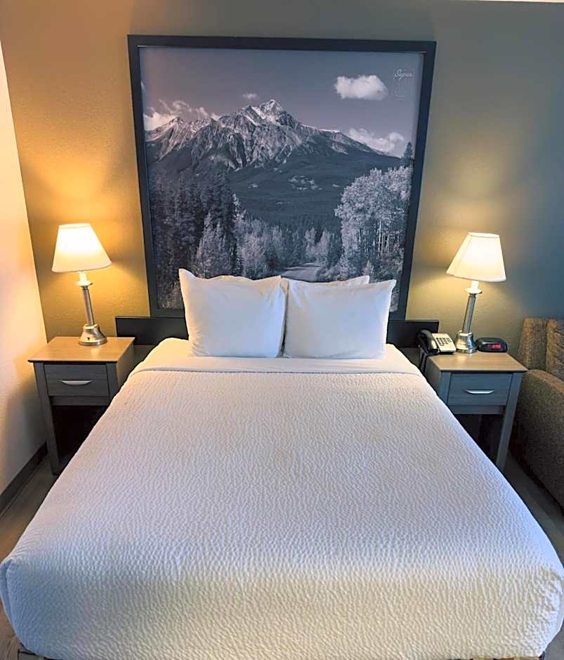 Super 8 by Wyndham Dawson Creek