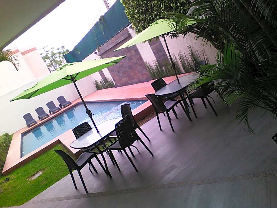 Hotel Platino Expo