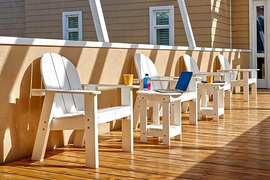 The Beach House at Hermosa