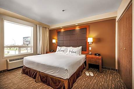 One-Bedroom King Suite