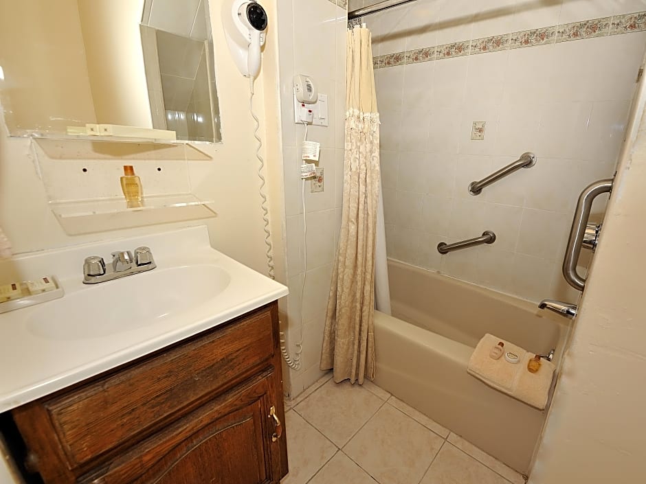 Midwood Suites Brooklyn