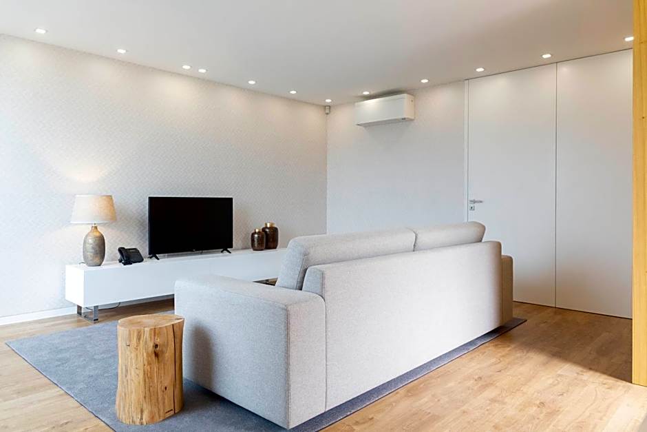 Portovella Lodges & Bungalows