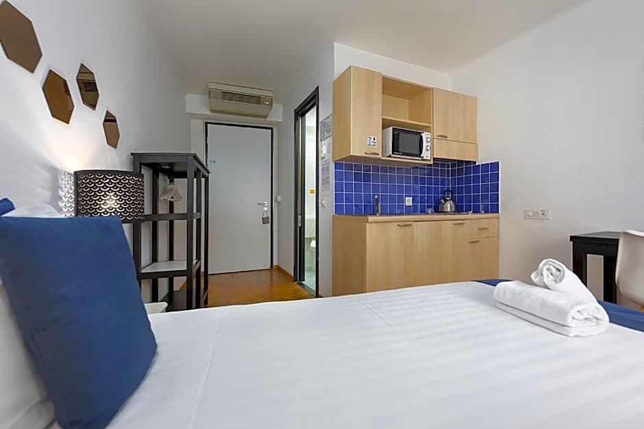 Lugano Center GuestHouse