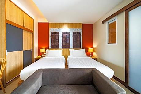 Superior with Kitchenette Twin Room