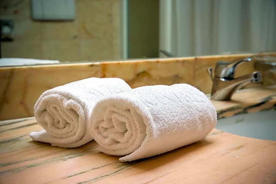 Montresor Hotel Tower