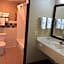 Boarders Inn & Suites by Cobblestone Hotels - Fayette