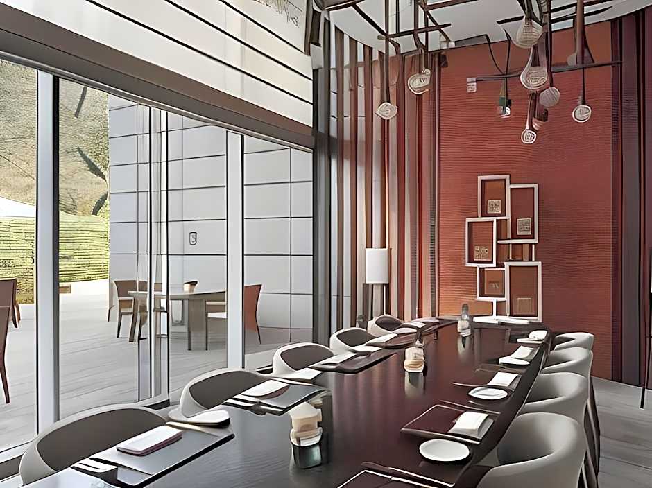 Four Seasons Hotel Bengaluru at Embassy One