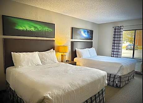 2 Queen Beds Nonsmoking
