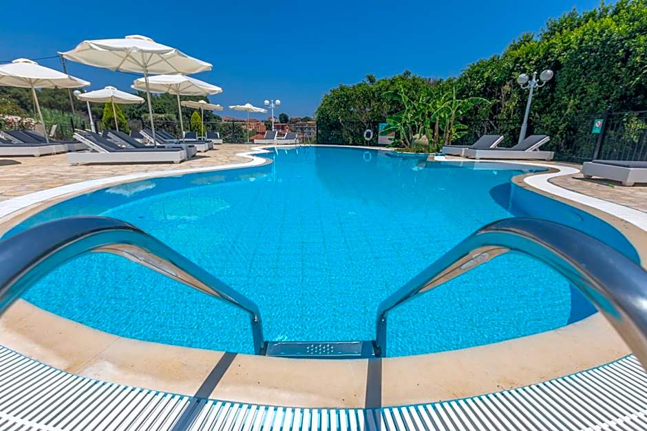 Pelagos Apartments