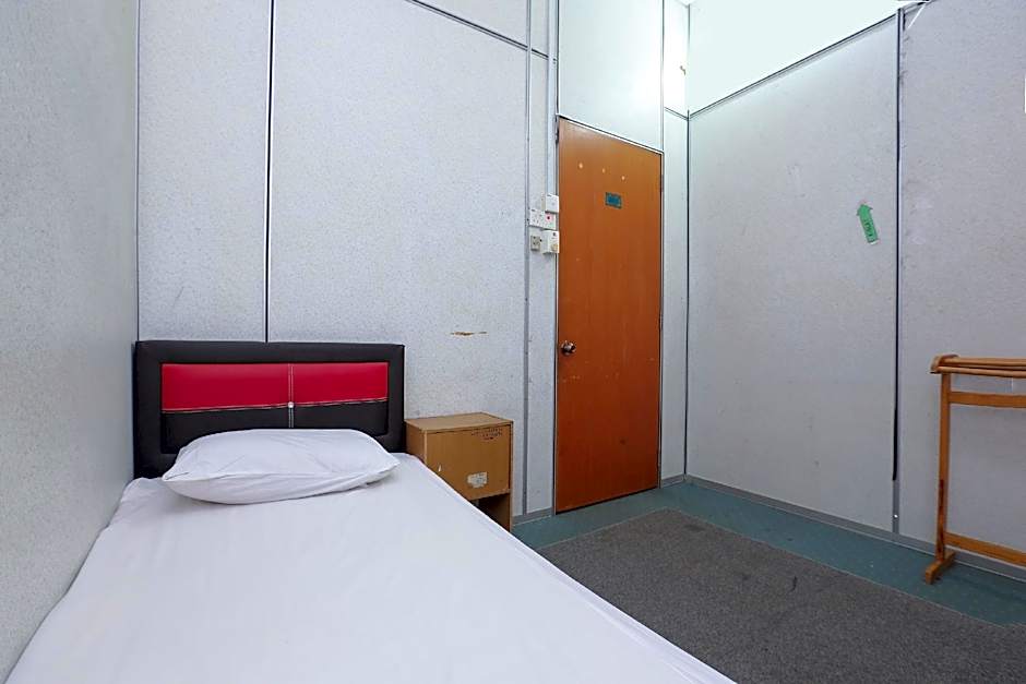 OYO 89755 D&d Budget Inn