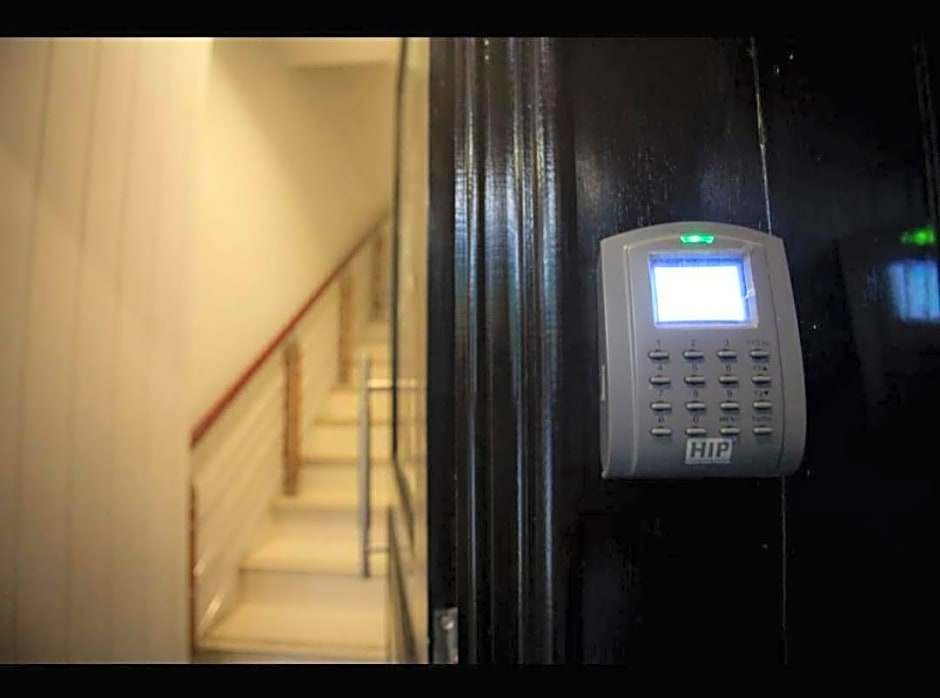 Hunwa Guesthouse Kata