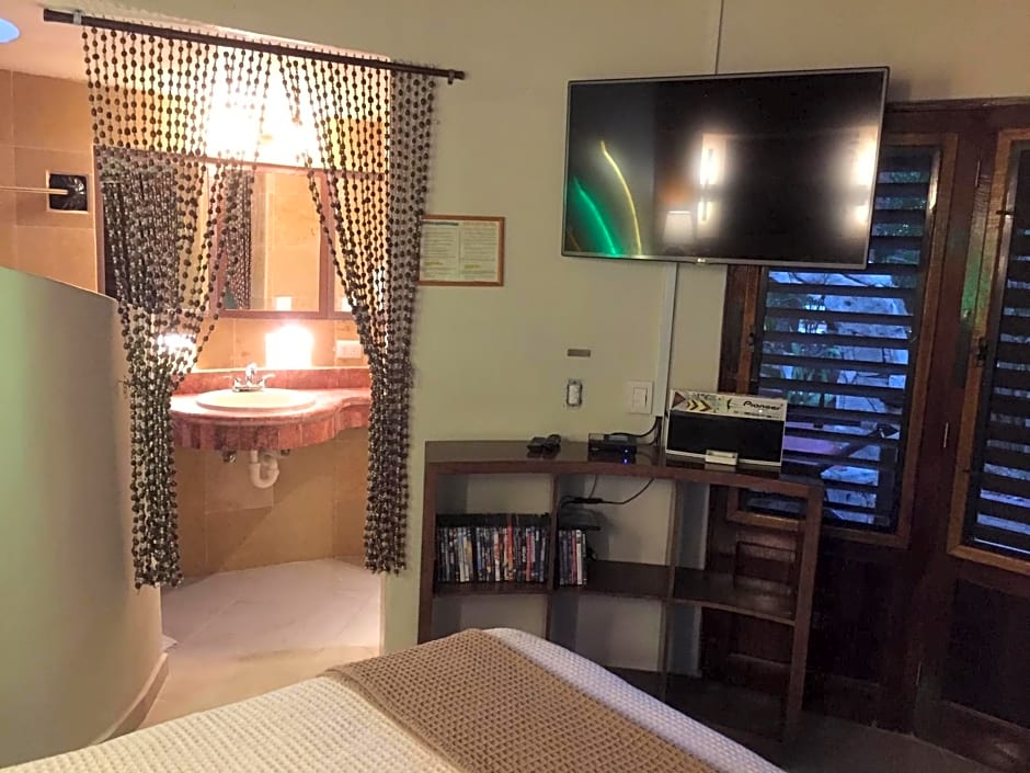 Cocos Cabañas Playa del Carmen Adults Only