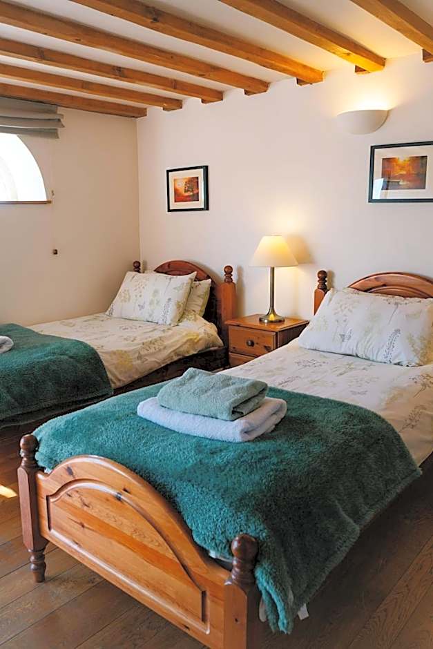 Henllys Estate B and B