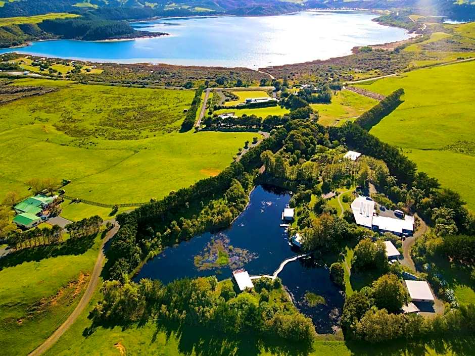The Lakes - Kai Iwi Lakes Exclusive Retreat