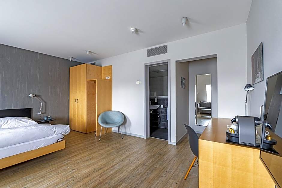 Royal Hotel - Urban Living