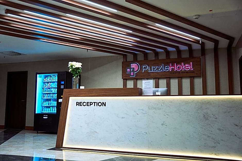 Puzzle Hotel Airport Frankfurt