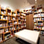 MANGA ART HOTEL, BAKUROCHO