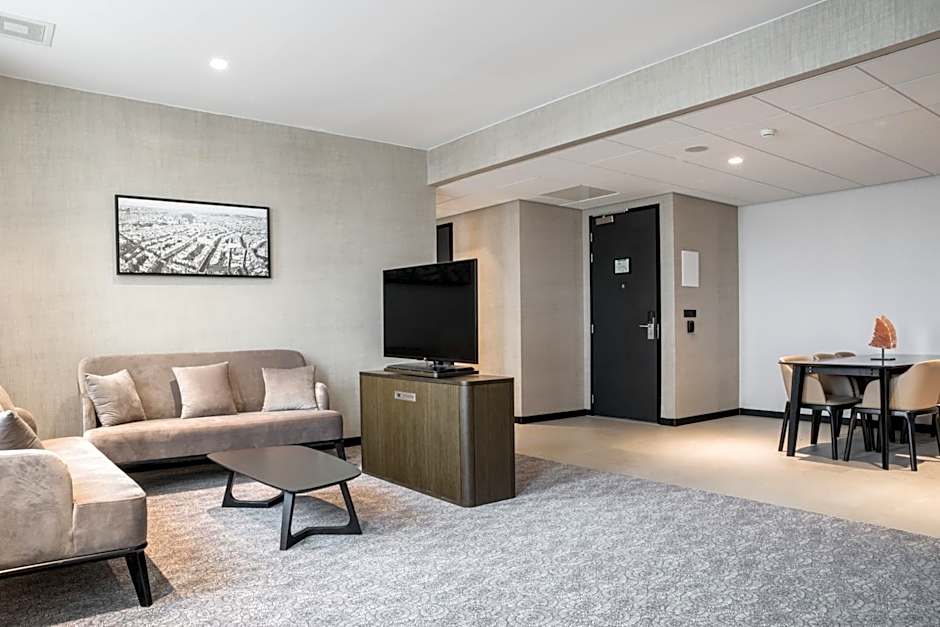 Radisson Hotel & Suites Amsterdam South