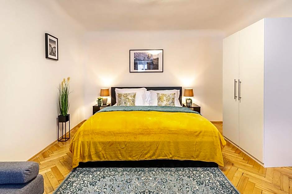 Primavera - Castle view apartments