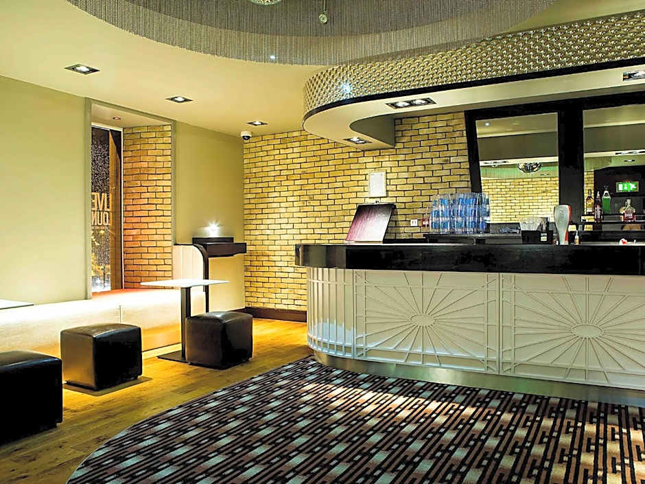 The Commercial Hotel