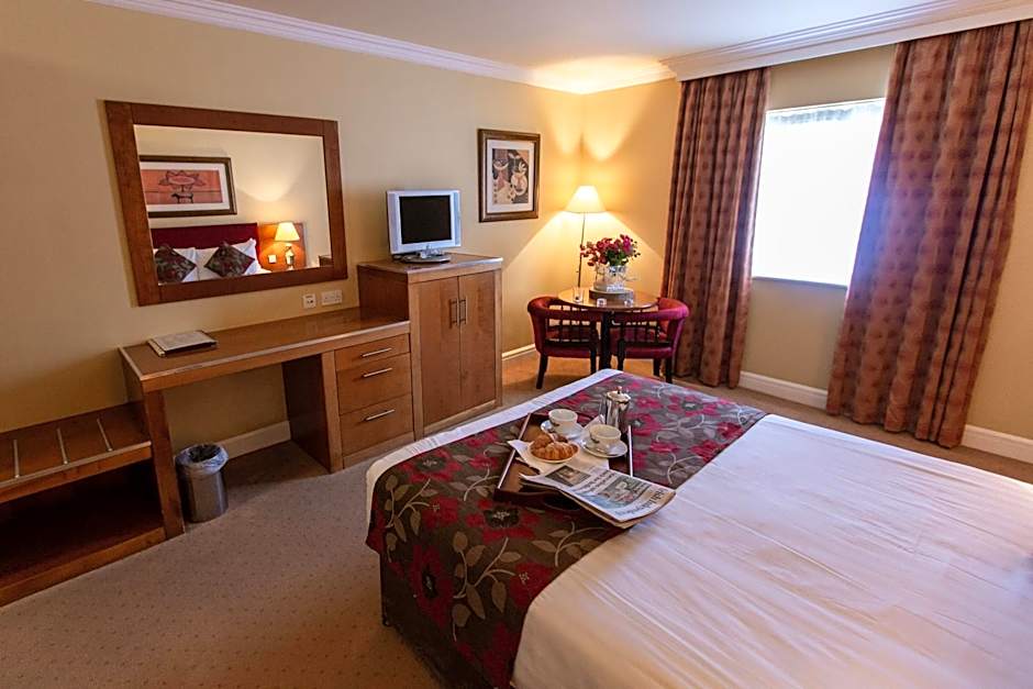 Hamlet Court Hotel