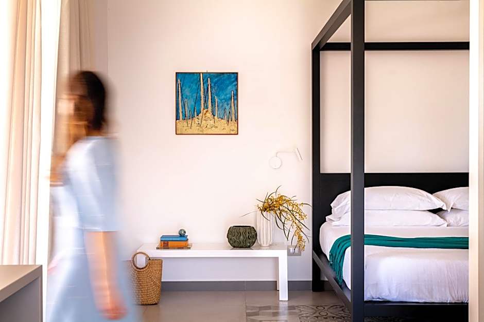 Luna Minoica Suites and Apartments