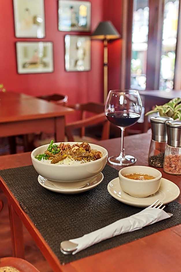 Le Charme Vientiane Hotel