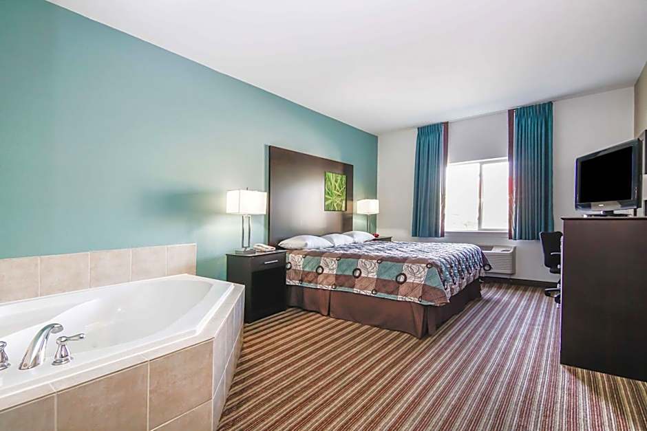 Photo 1 of 5 of Deluxe Studio 1 King Bed Suite