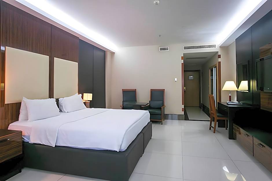 Lagos Oriental Hotel