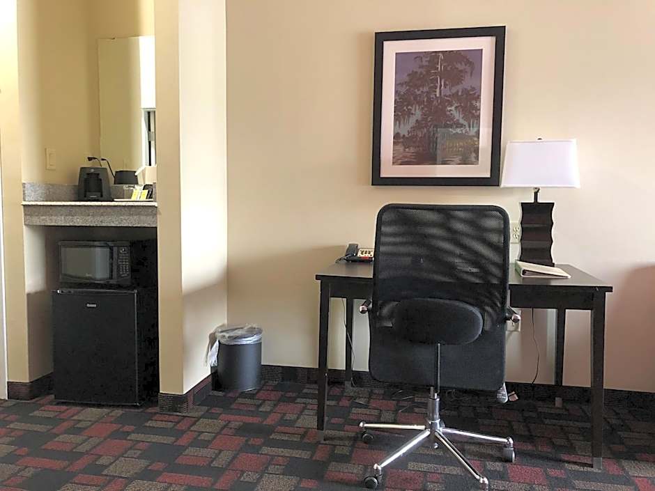 Wingate By Wyndham Lake Charles Casino Area