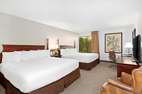 Deluxe King Room with Two King Beds