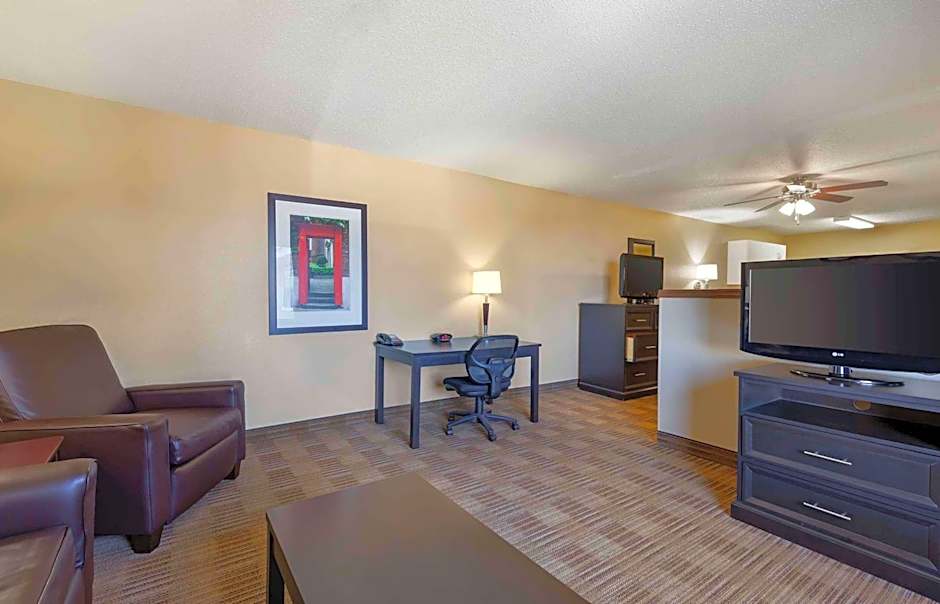 Extended Stay America Suites - Madison - Junction Court