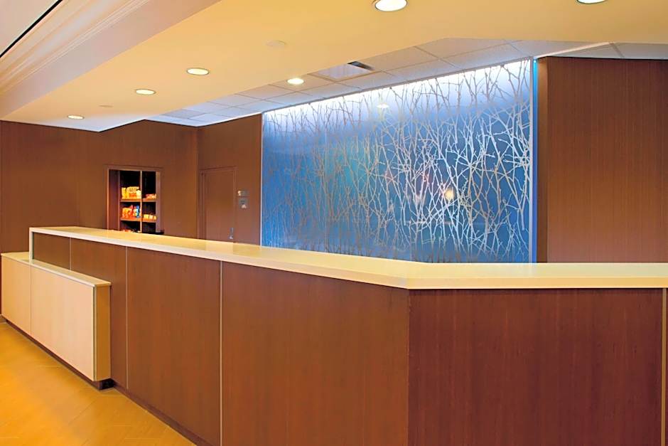 Fairfield Inn & Suites by Marriott Orlando Lake Buena Vista in the Marriott Village