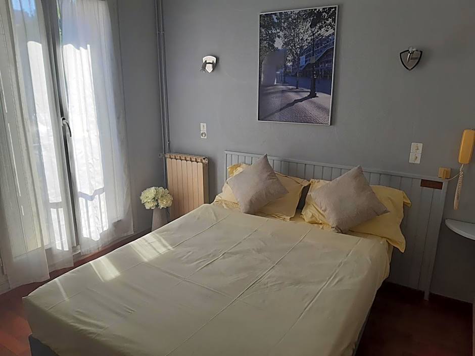 Hotel Aunis-Saintonge