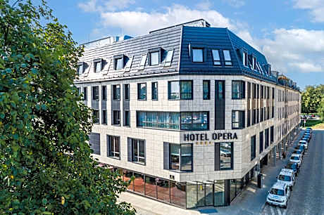 Hotel Opera