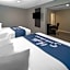 Days Inn by Wyndham Galt