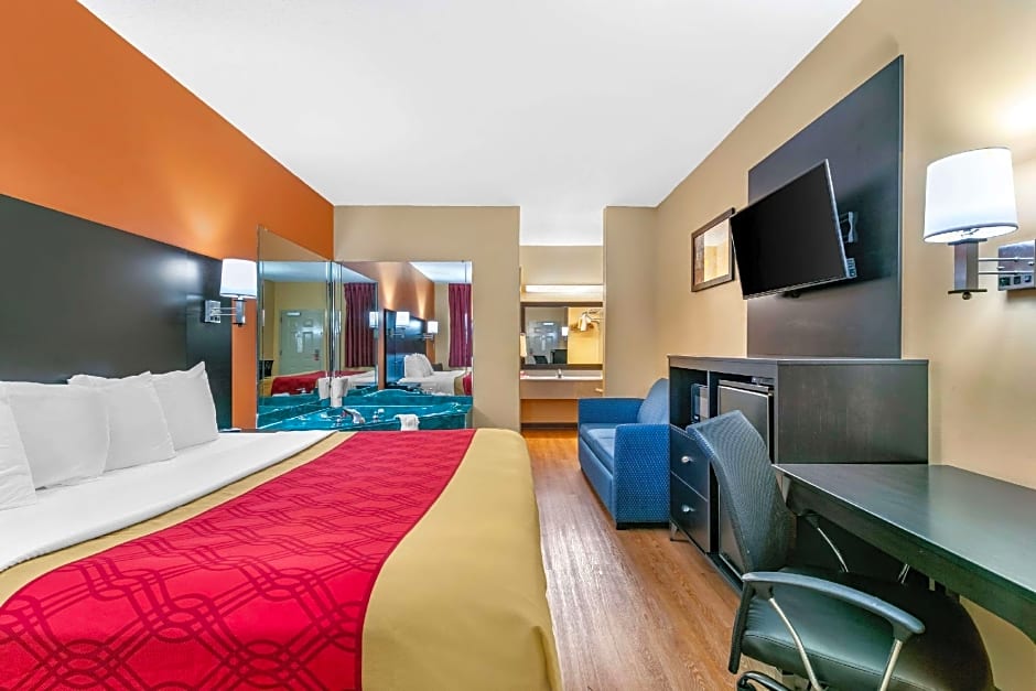 Econo Lodge Northport near University