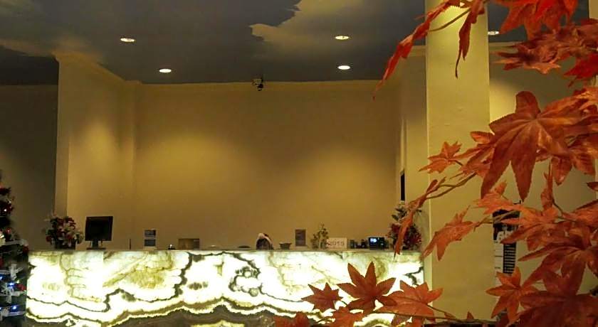 Mahkota Hotel Genteng