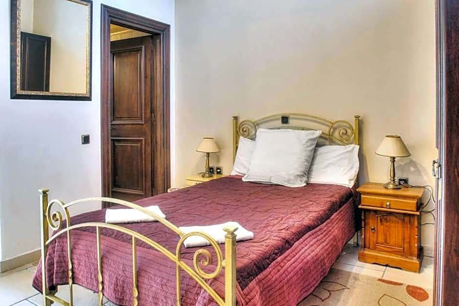 VILLA JUDI SLEEP 10, bedrooms 5, swimming pool