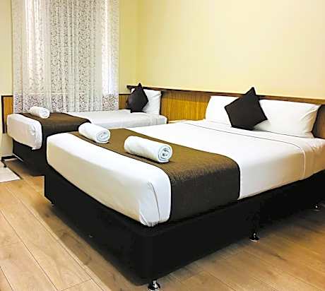 Budget Double Bed Room - Pets Not Allowed