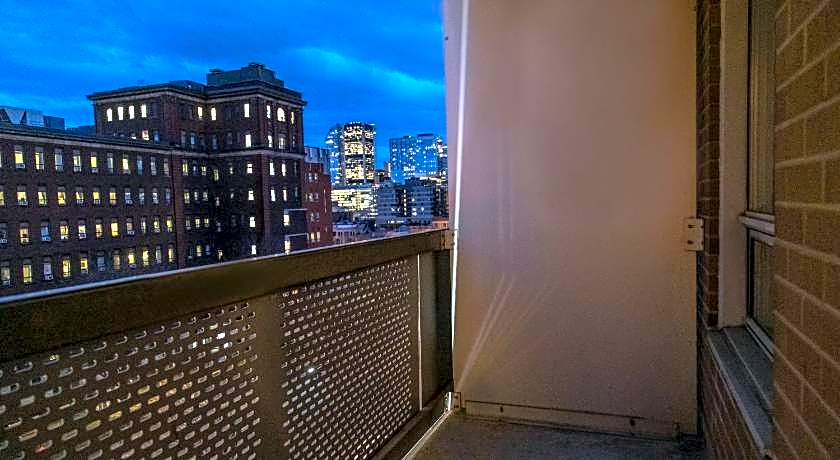 Hotel Faubourg Montreal Centre Ville Downtown