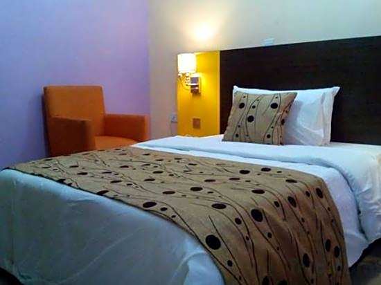 Downtown Royal Hotel GRA