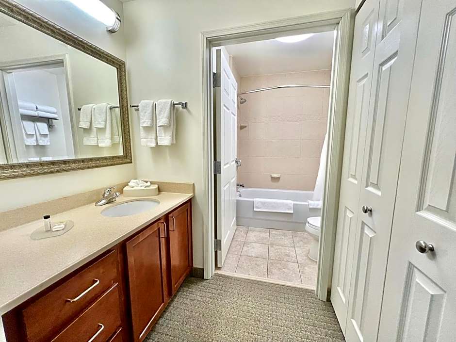 Staybridge Suites Detroit-Novi By IHG