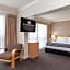 Sandman Signature Vancouver Airport Hotel & Resort