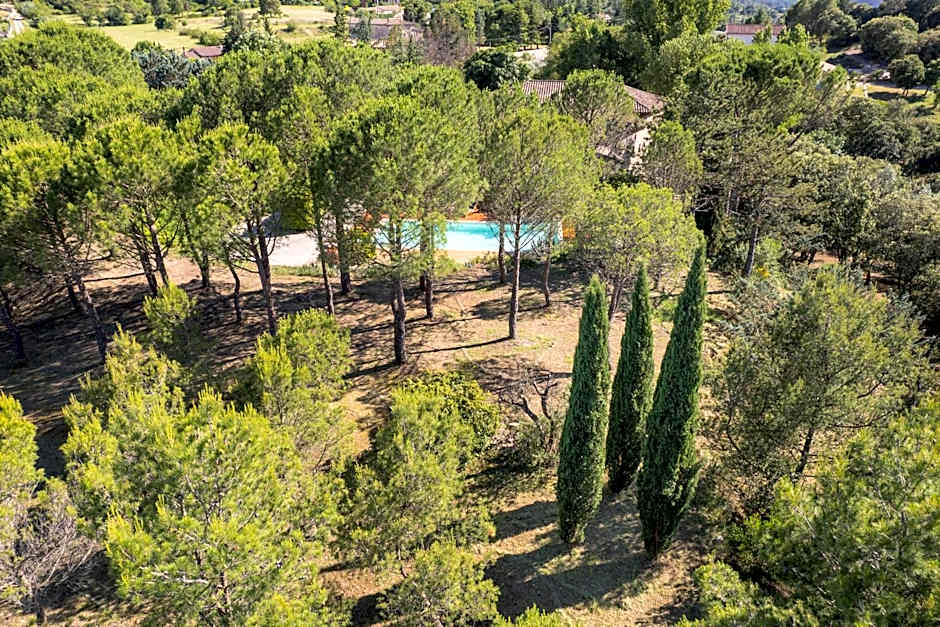 Gîtes au pied des Cévennes - Domaine Les Terres Aoyama