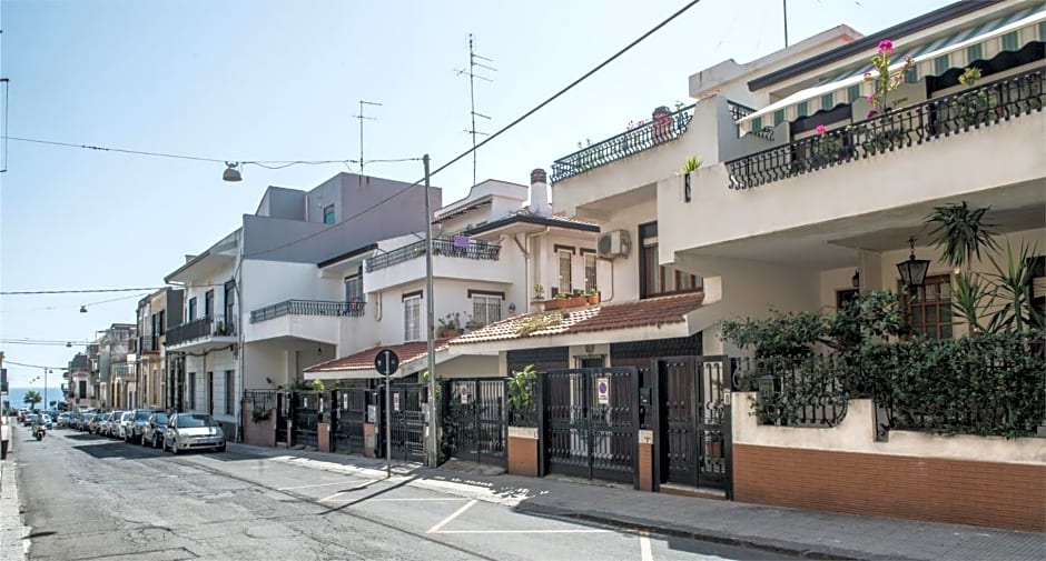 B&B La Castellese – Aci Castello, CA